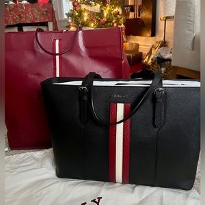 Bally Supra leather tote
